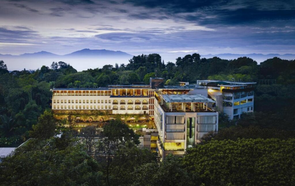 Padma-Hotel-Bandung